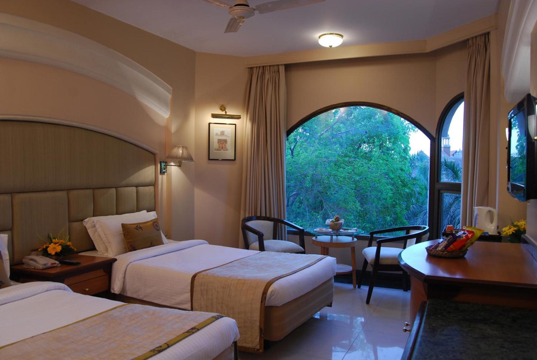 Lords Inn Vadodara Room photo